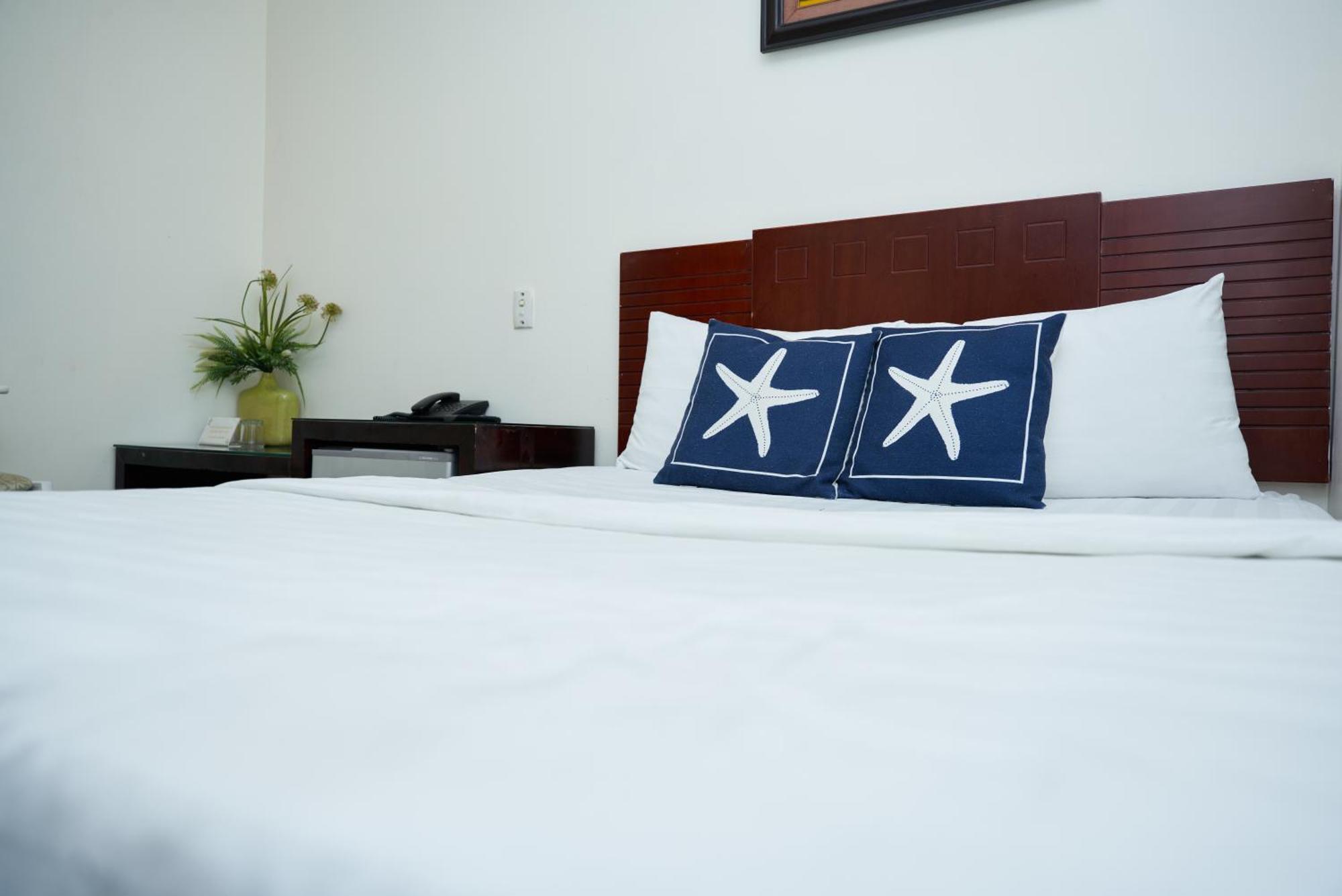 Trang An Hotel - 5 Minutes Landmark 81 Ho Chi Minh City Exterior photo