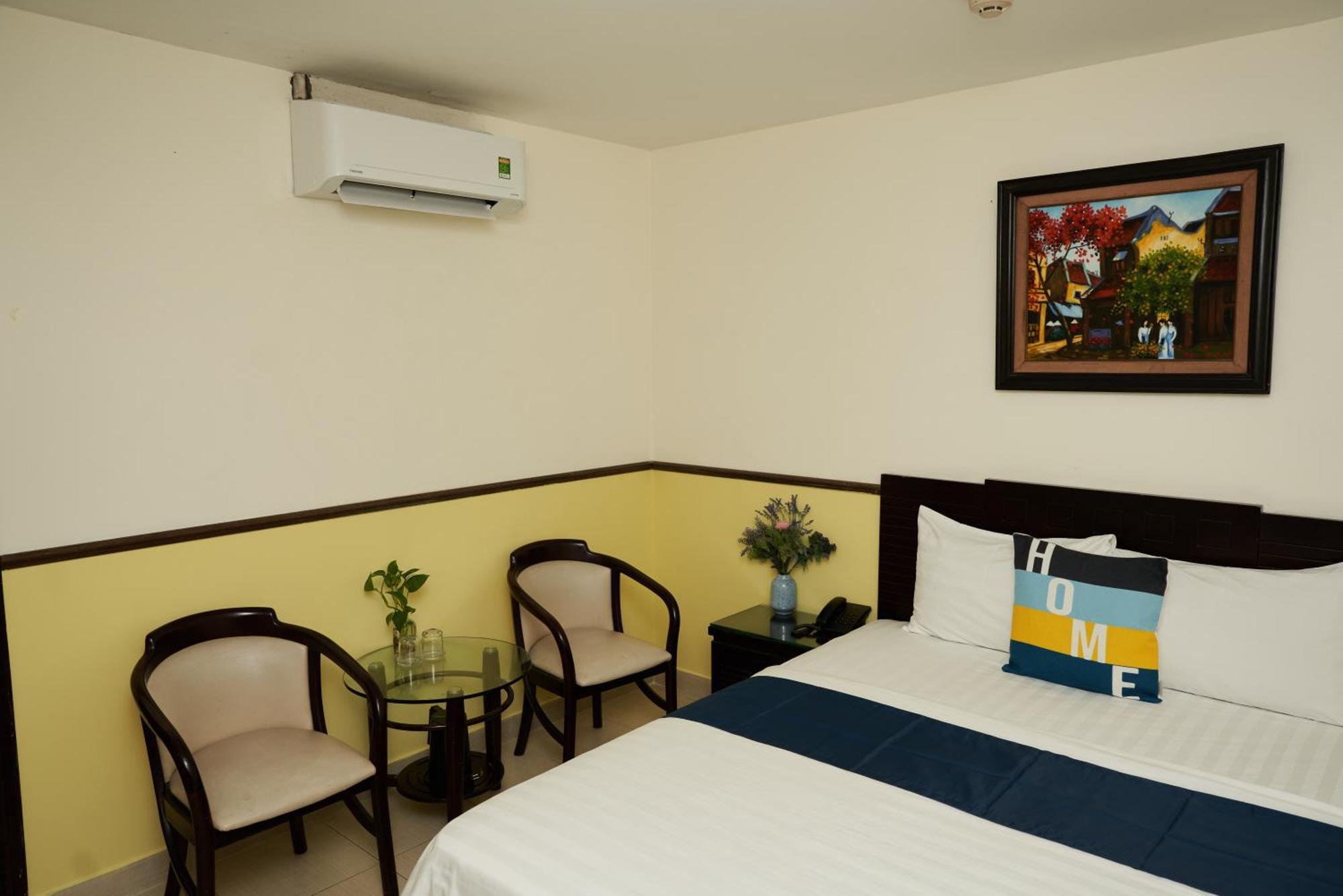 Trang An Hotel - 5 Minutes Landmark 81 Ho Chi Minh City Exterior photo