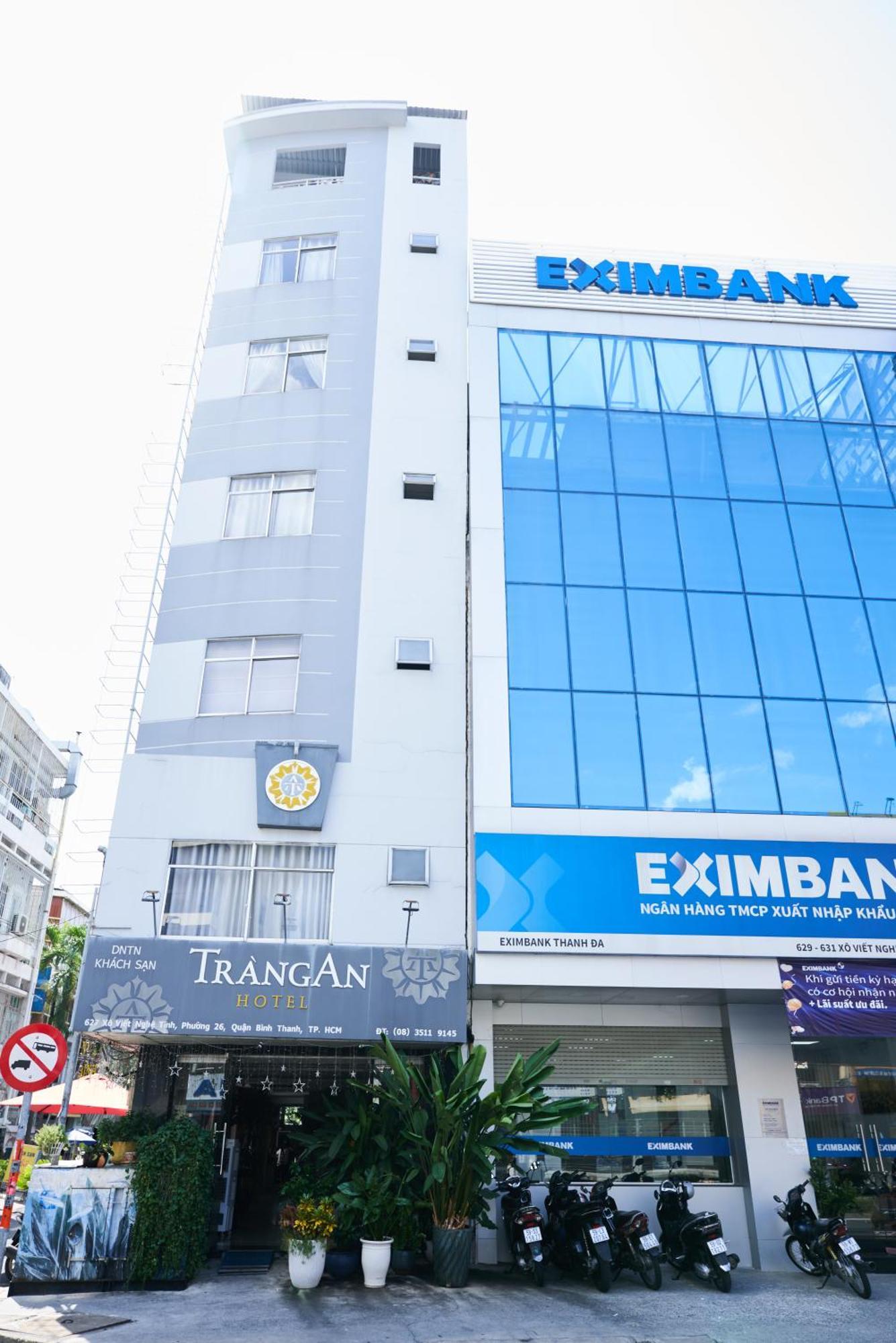 Trang An Hotel - 5 Minutes Landmark 81 Ho Chi Minh City Exterior photo